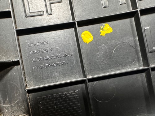 2018-2019 Hyundai Sonata SE front bumper Air Duct Vent L&R 86567-E6700 - Picture 10 of 10