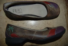 Dark Brown W/Appliqued Pattern PILAO by J. GEAN Low Slip On Shoes EU 38 US 8