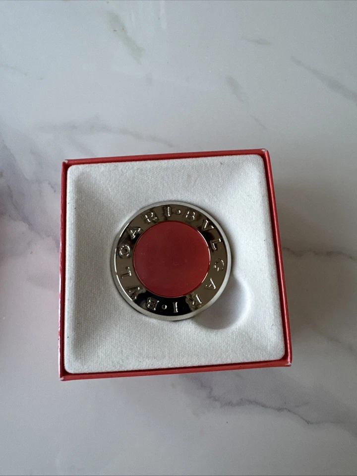 Perfume sólido BVLGARI Omnia Coral 1g 0,03 oz  - Imagem 2 de 4