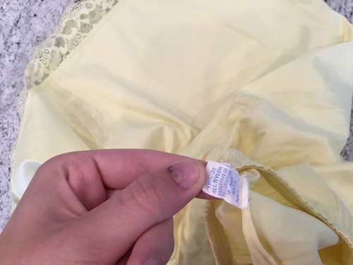 Vintage Vanity Fair yellow half slip zipper lace M - Picture 6 of 6