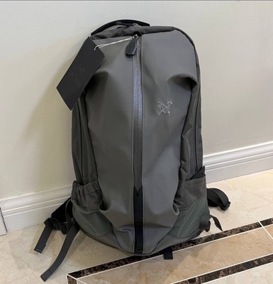 【最終値下げ】アークテリクス ARCTERYX ARRO 22 BACKPACK Arc'teryx Arro 22 Backpack Grey New Color New Japan | eBay
