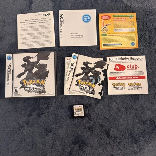 Pokemon White Version (Nintendo DS 2011) Complete &  Tested Damaged Manual