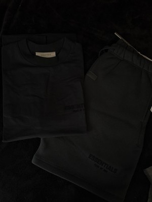 Pacsun Essentials Men s Black M 2-Piece Sweatsuit Set Sweatshirt & Pants Pockets