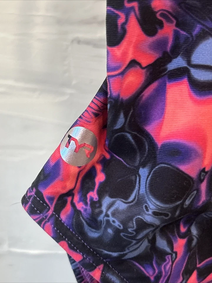 Traje de baño TYR One Piece para mujer X pequeño/28 estampado multicolor carreras Foto 2 de 4