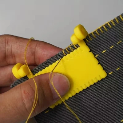 Sewing Seam Guide Clip On Edge Guide Needle Gauge Measuring Tool for Quilting - Image 1 of 4