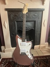 Fender Squier Affinity Jazzmaster in Burgundy Mist