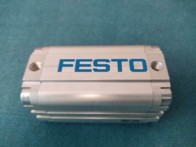 Festo Kompaktzylinder ADVU-40-70-P-A, 156005, M008