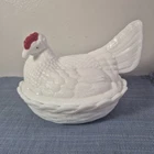 Vintage Westmoreland Milk Glass Chicken Hen on Nest Covered Dish  7"× 5.75"