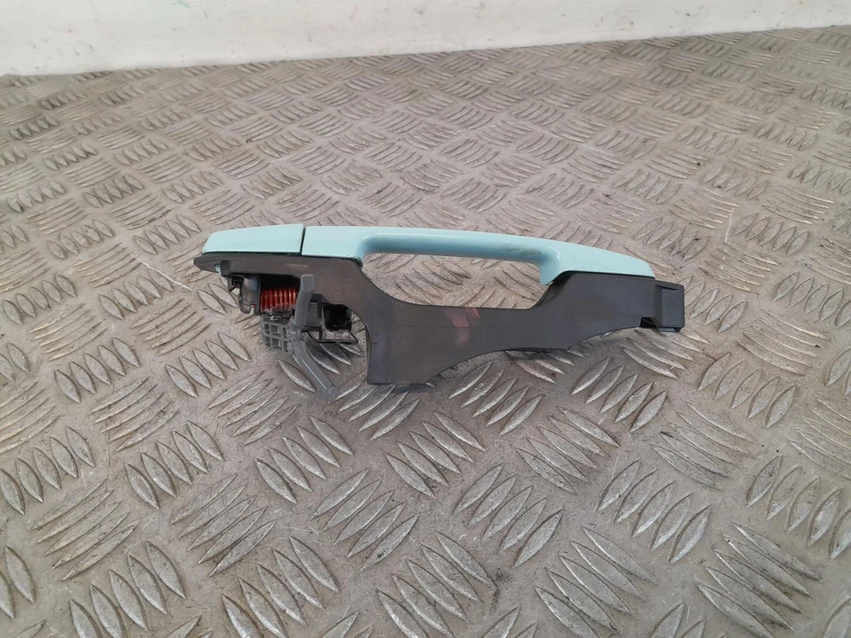 Manija puerta exterior trasera derecha citroen c1 mk2 2014-2022 Foto 3 de 4