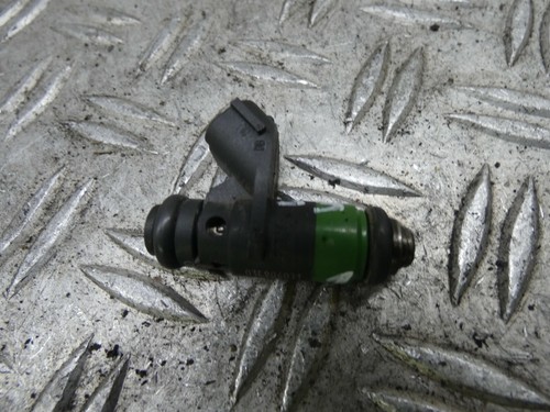 Seat Ibiza 6L Einspritzdüse 03E906031 Nr.35 (1)