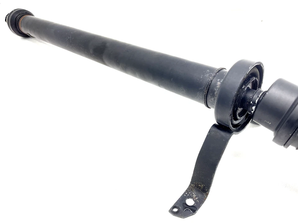 Audi A5 Quattro 2009-2012 transmisión manual eje de transmisión trasero hélice OEM Foto 2 de 4