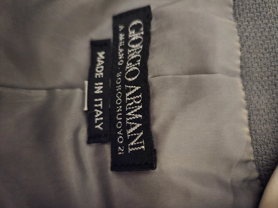 GIORGIO ARMANI green ladies wool blend blazer SZ 40 MADE IN ITALY  - Image 3 of 4