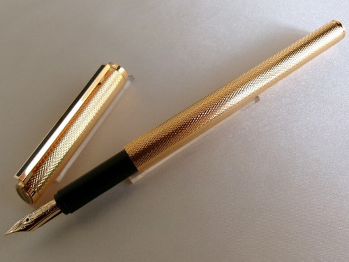 Dunhill Gemline Fountain Pen Gold Plated Barley 14K F Nib Black Line Clip - 第 3/14 張圖片