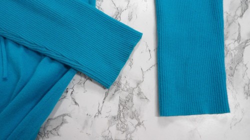 Vince Camuto Turquoise Blue V-Neck Fringe Knit Sweater Pullover Size Medium - Picture 13 of 15
