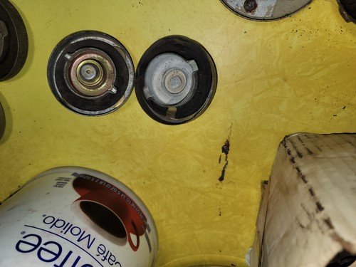 1960's 70's Chevy Plymouth dodge car truck fits fuel gas cap 1 LOT OF 30 - Picture 6 of 20