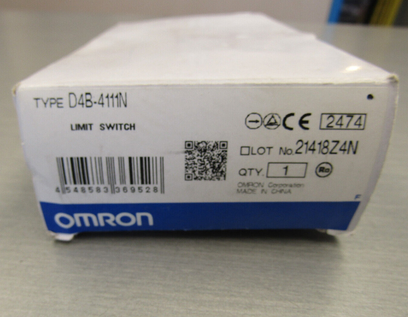Omron D4B-4111N Rotary Roller Lever Limit Switch | eBay