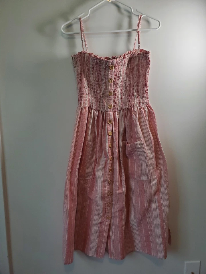 Vestido Calado Caballete Botique Rosa Rayas Botón Detallado Talla Grande Foto 2 de 4