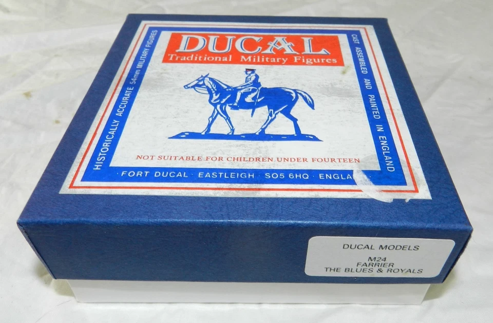 Ducal Models M24 - The Blues & Royals Farrier - con caja - 88 mm de alto Foto 2 de 4