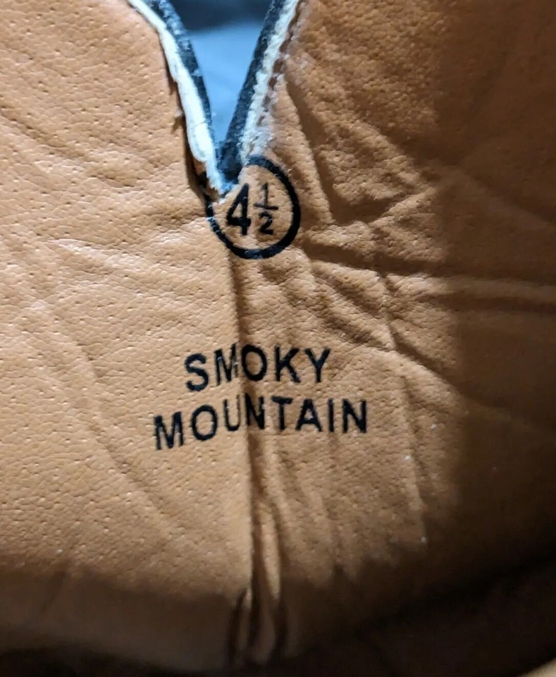 Smoky Mountain Preteen Victoria Black Faux Leather Sequin Inlay Sz 4.5