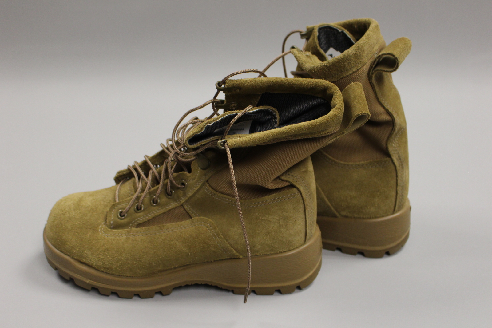 McRae Coyote Brown 5W Temperate Weather Combat Boots Used  -image