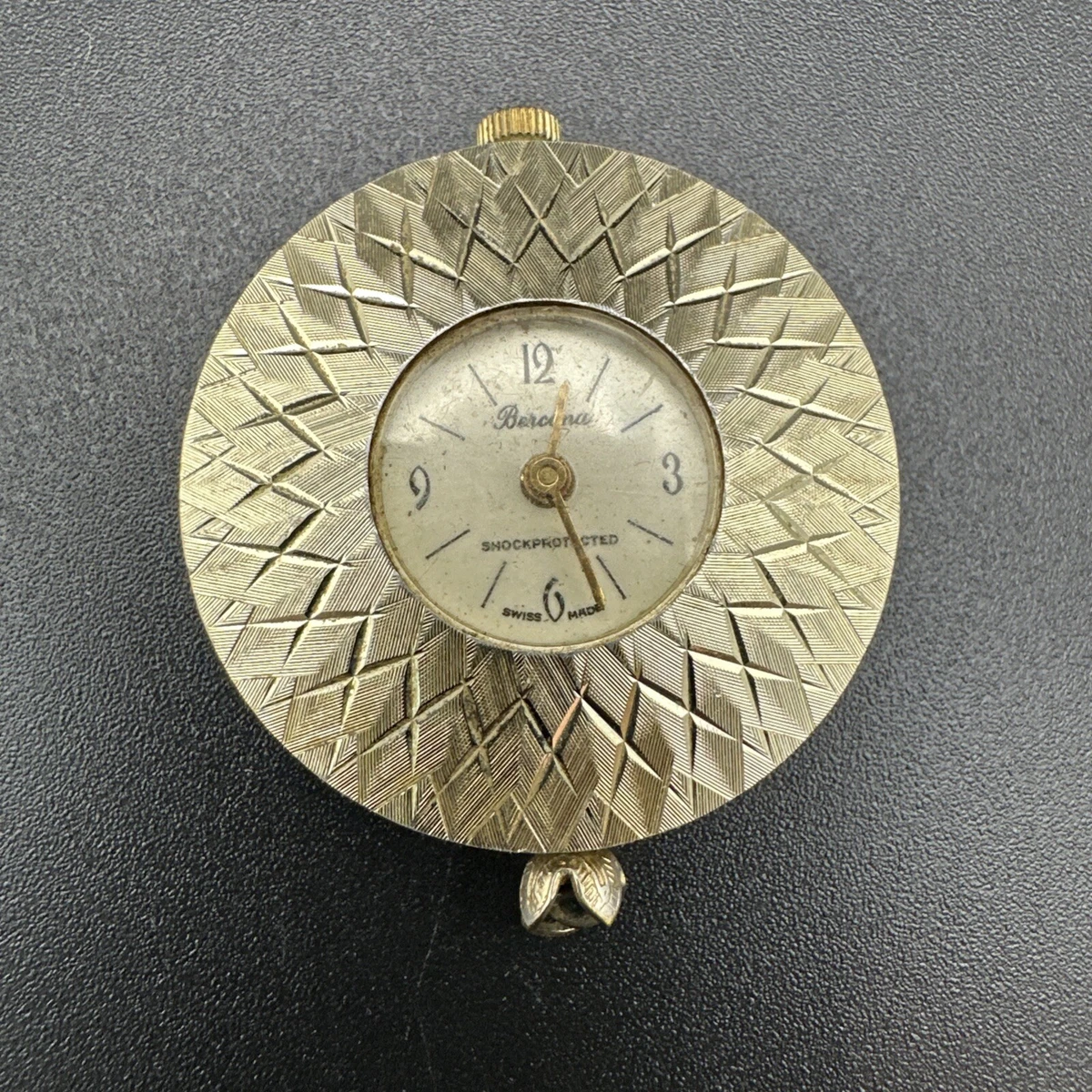 Vintage Bulova Pendant Watch Swiss N4 17 Jewels, W.Germany 3388 Base Metal Vintage Bulova 1977 Gold Plated 17 Jewels Mechanical Hand  main image 4