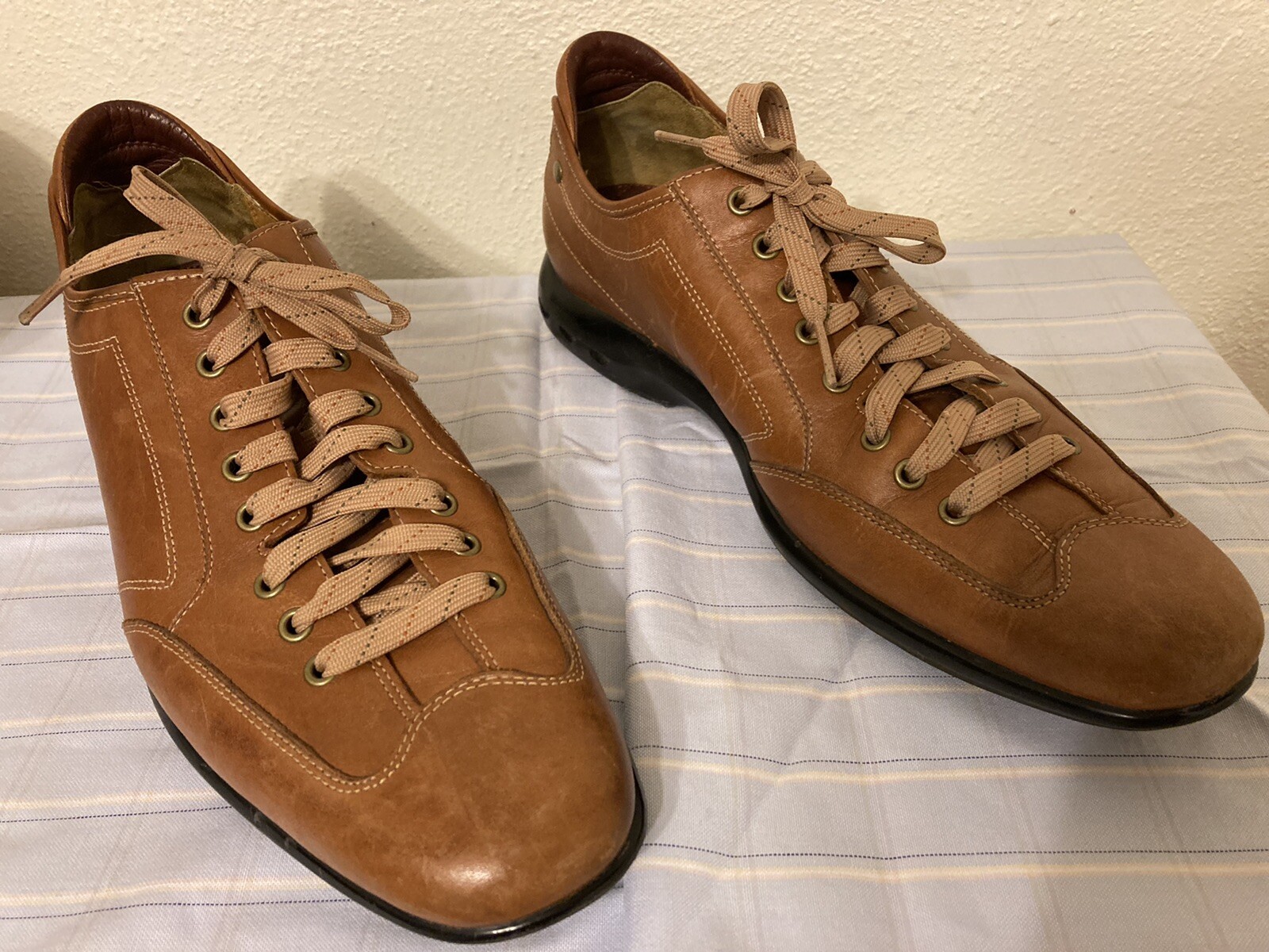 SAOLA Cole Haan Athletic Oxford 9 1 2M pelle marrone con suola speciale vedi foto Preo