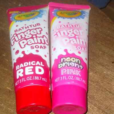 FUN FUN FUN!! Crayola Bathtub Finger Paint Soap! Radical Red & Neon Bright Pink!