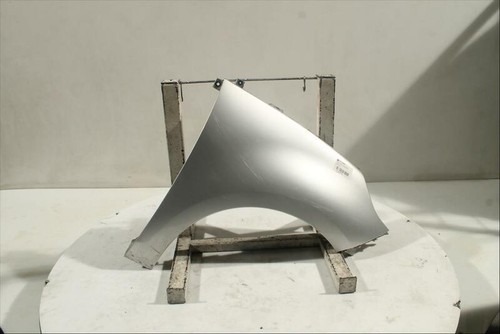 Cache Garniture Garde-boue Avant Droit Pour Renault Mégane III Et Fluence - Neuf