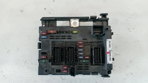 9657608880 Caja Reles/Fusibles para PEUGEOT 307 (S1)(04.2001) * 1121078 - Imagen 2 de 3