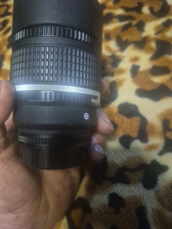 Nikon AF DC Nikkor 135mm 1:2D LENS - Image 3 of 4