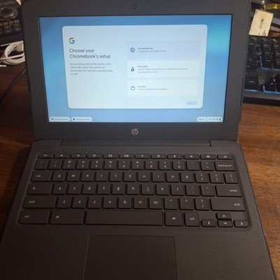 HP Chromebook 11 G6 EE (16GB SSD, Intel Core N3350, 1.10 GHz, 4GB RAM) Laptop -