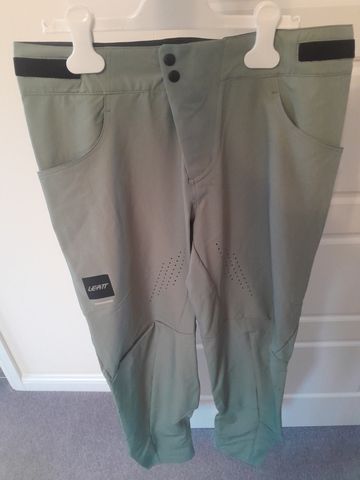 LEATT Women MTB Mountain Bike Hydradri 3.0 MTB Pants Trousers, Medium / 10 - Image 2