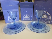 Vintage Avon American Blue Classics Collection, 2 Place Settings