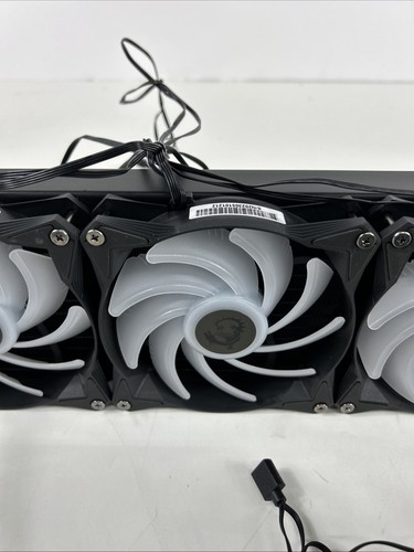 MSI MAG CoreLiquid 360R V2 AIO CPU Liquid Cooler (No Screws) - Afbeelding 3 van 10