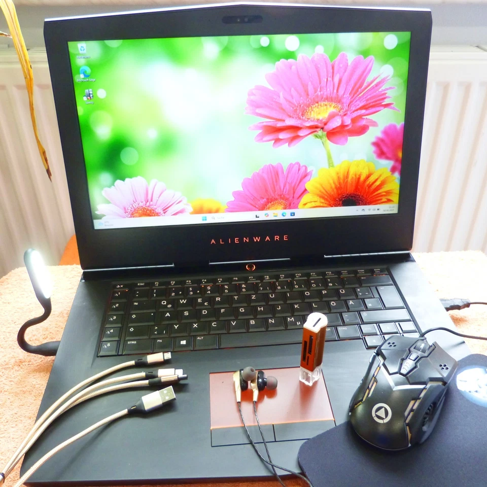 Alienware 15 R3 HIGH END 15 Zoll FULLHD Gaming 8GB GTX l 32GB RAM Windows 11 SSD - Bild 3 von 4