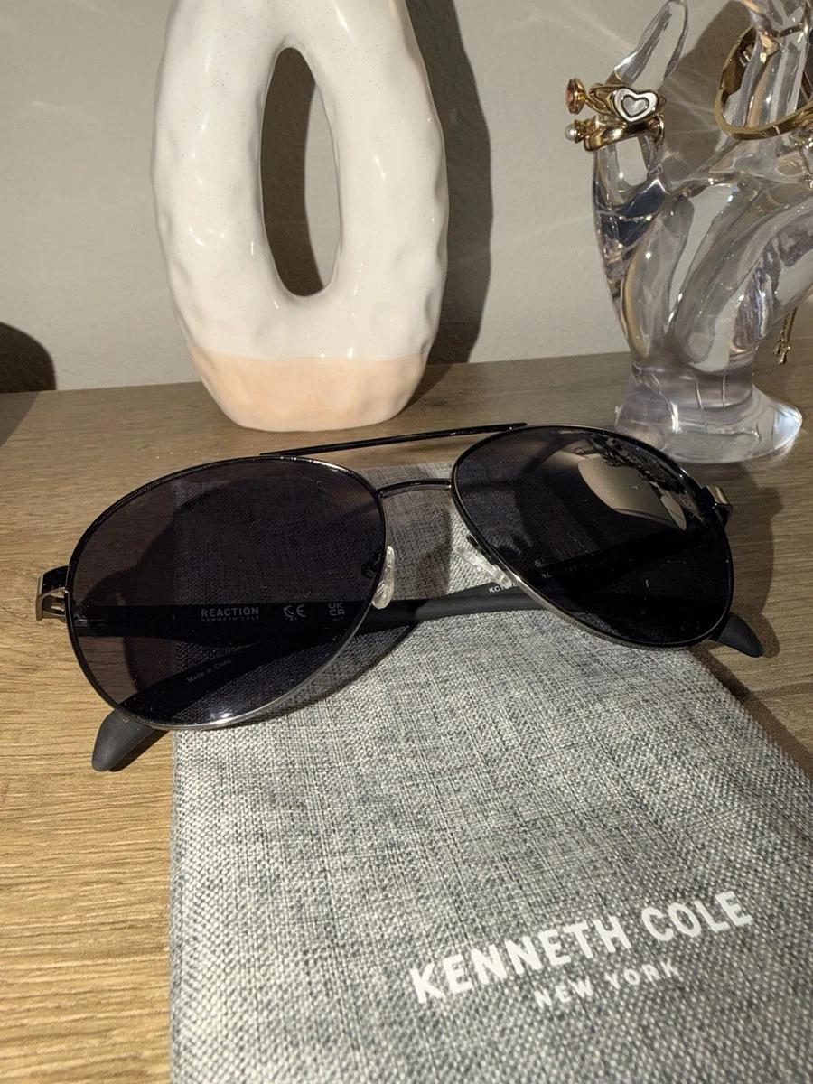 Kenneth Cole Reaction Black Black Sunglasses for Men for  display picture 1