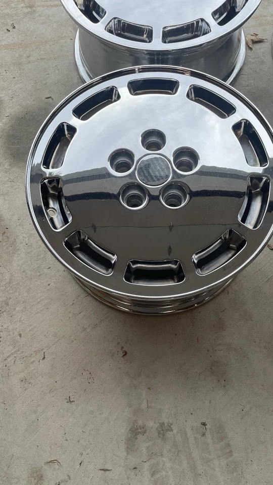 OEM 1986 Ford Mustang SVO Factory Wheels Set of 4 chromed 16x7 E4ZX1007AB - Image 3 of 4