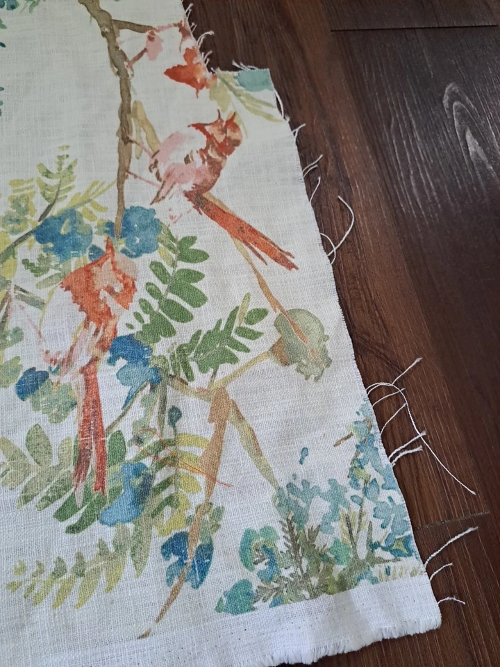 TELA COVINGTON Y DISEÑOS MULTI PÁJAROS PATRÓN FLORAL TELA 57"×26" Foto 3 de 4