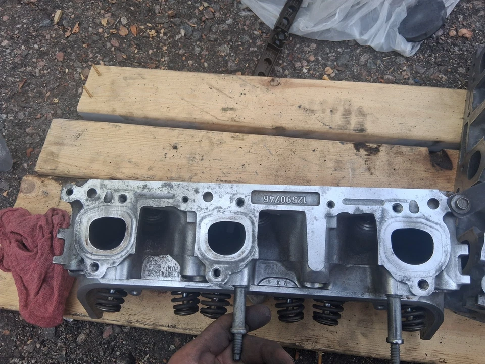 Culata para 07-09 Pontiac G6 Saturn Vue & Aura 3,5 L V6 Lz4 Vvt Foto 4 de 4