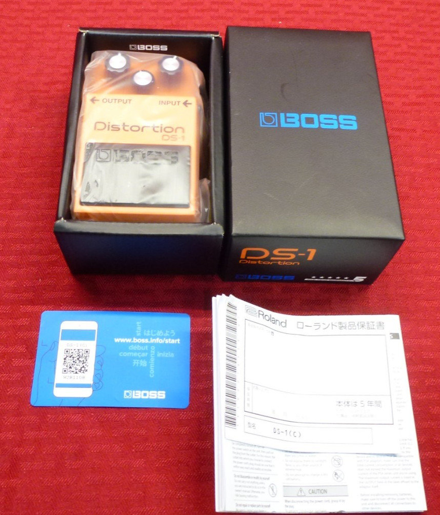 BOSS DS-1 ORANGE DISTORTION FOOT PEDAL NEW IN BOX