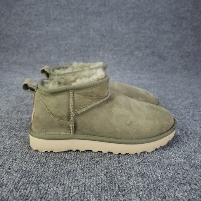 UGG Classic Ultra Mini Boots Womens Size 5 Green Booties Soft 1116109 *READ*