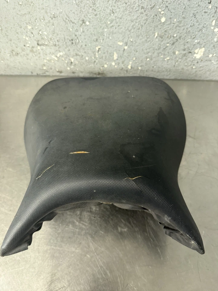 2000 Suzuki SV650S SV650 OEM Front Driver Seat - Image 3 of 4