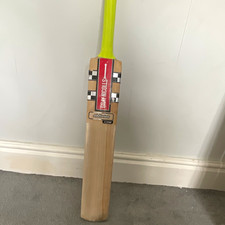 Refurbished Gray Nicolls Oblivion 5 Star English Willow Cricket Bat