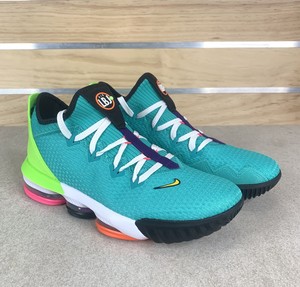 lebron 16 low air max