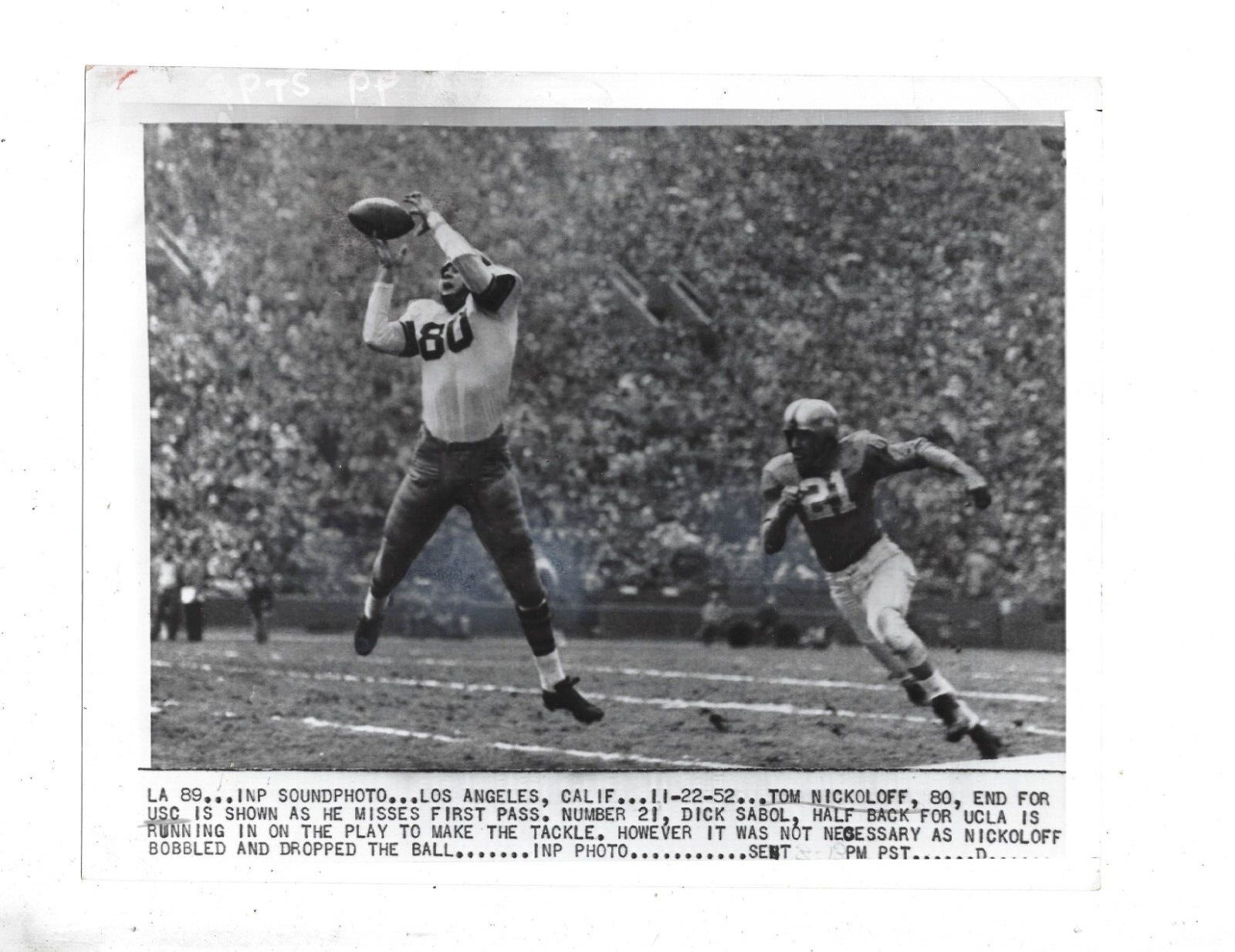 1952 Wire Photo College Football Tom Nickoloff USC Trojans Dick Sabol 1952-wire-photo-college-football-tom-nickoloff-usc-trojans-dick-sabol