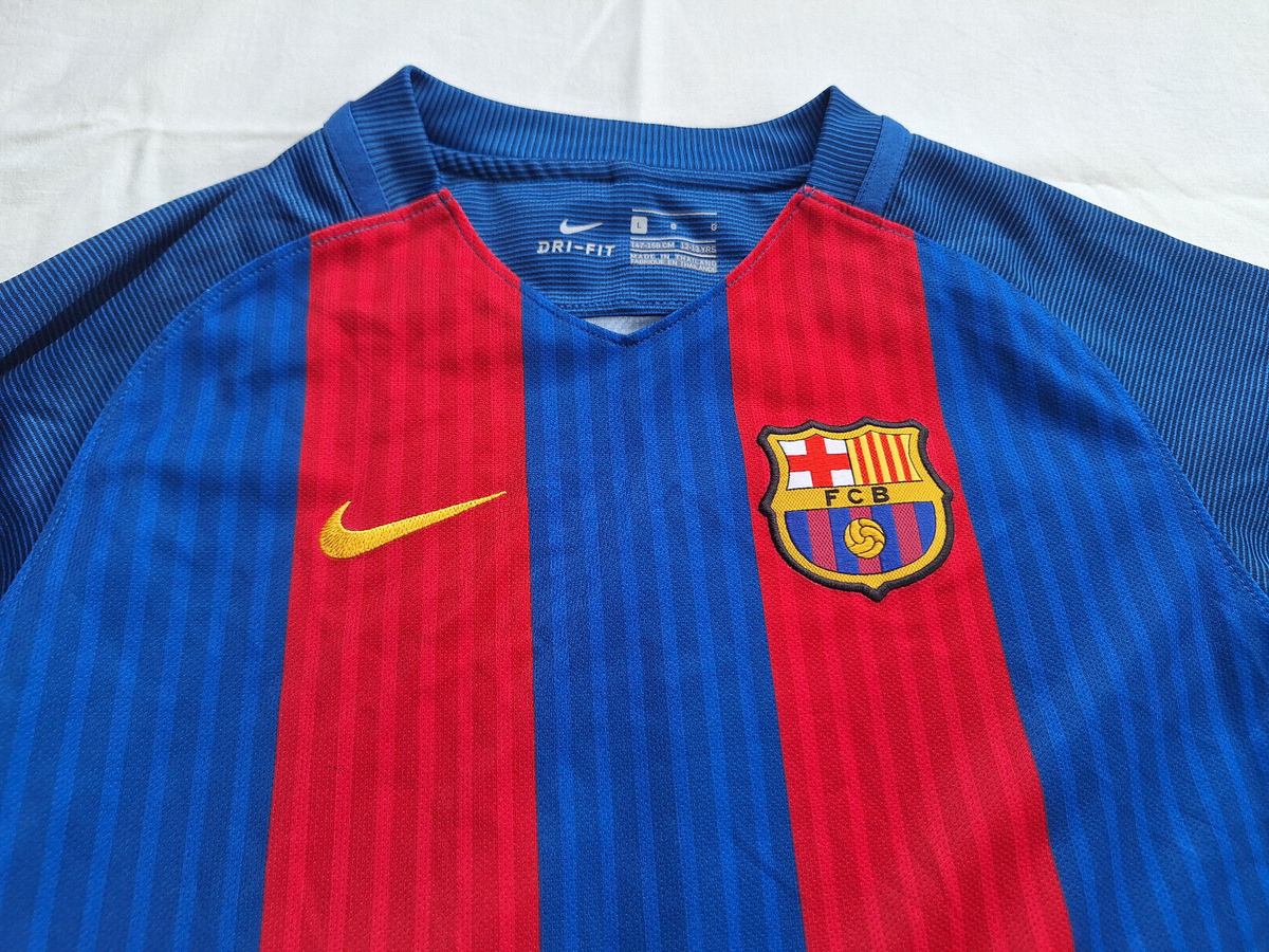 FC Barcelona Nike tシャツMサイズ FC Barcelona Men's Nike Soccer T-Shirt. Nike.com