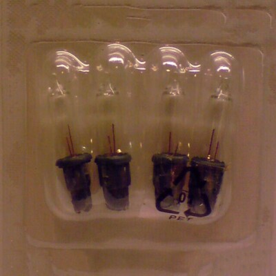 2,4 V 0,24 W RL2424 4er Pack Klar Ersatz Glühbirnen Grün Stecksockel...