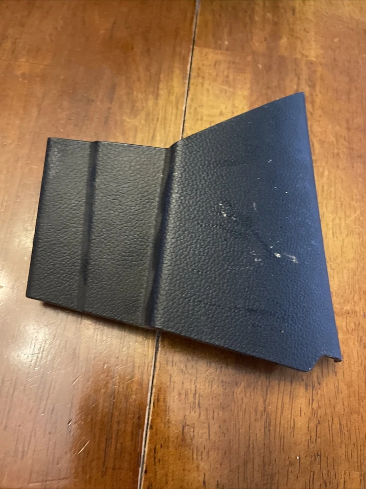 2014-2018 雪佛兰 Silverado GMC Sierra 下仪表板装饰 22817747 — 第 2/4 张图片