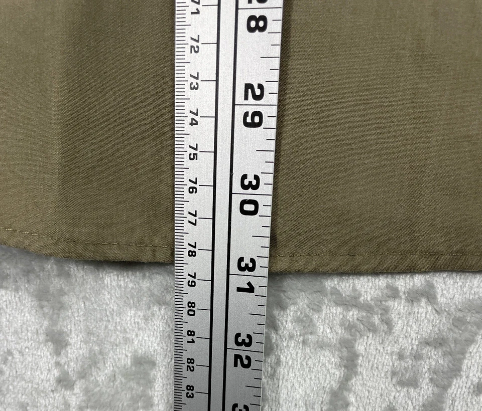 Camisa de pesca Rugged Earth Outfitters de malla ventilada con botones para hombre verde medio Foto 3 de 4