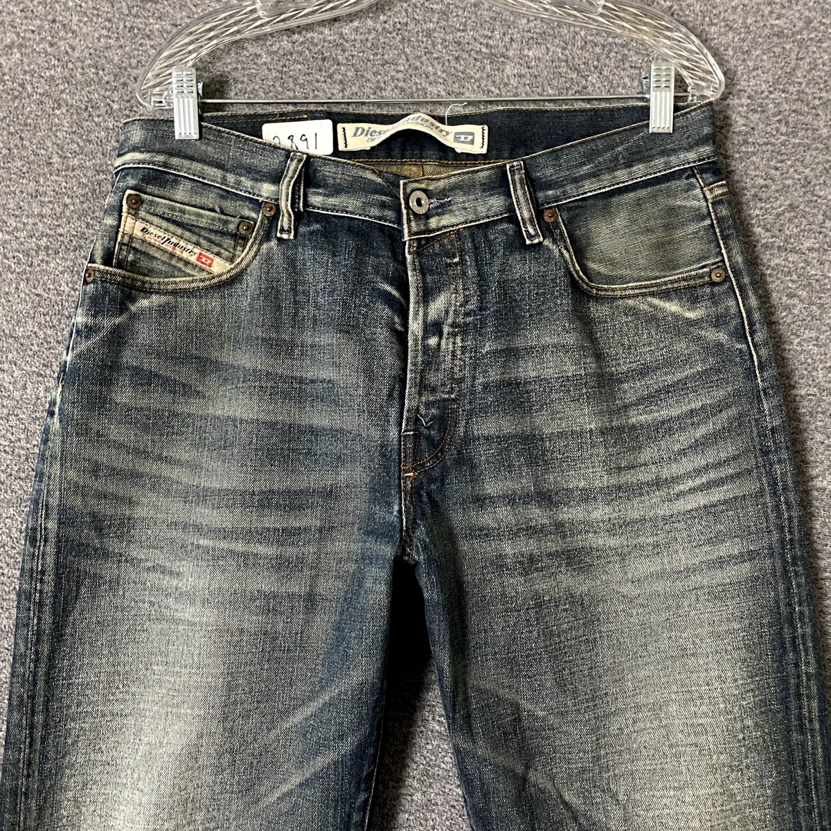 Diesel Men s Size 34 Blue Relaxed Straight Leg Distressed 100 Cotton Denim Jean